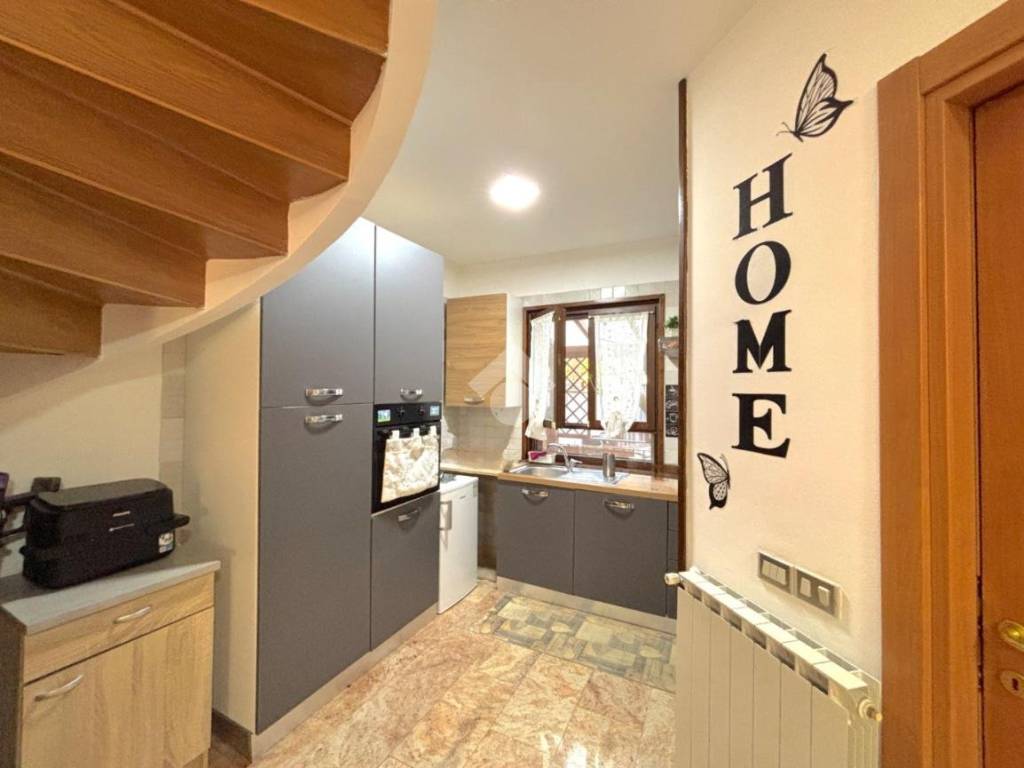Villa a Genzano di roma in Via Giorgio Morandi, 18 - Foto 5