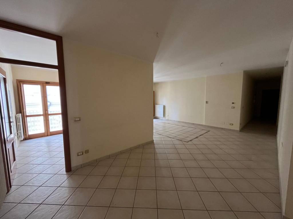 Appartamento a Avellino in Piazza della Libertà - Foto 3