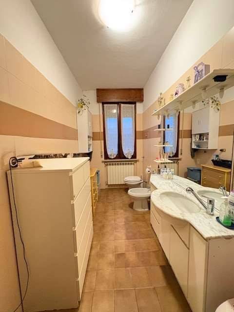 Casa indipendente a Galliate in VIA NOVARA , 95 - Foto 5