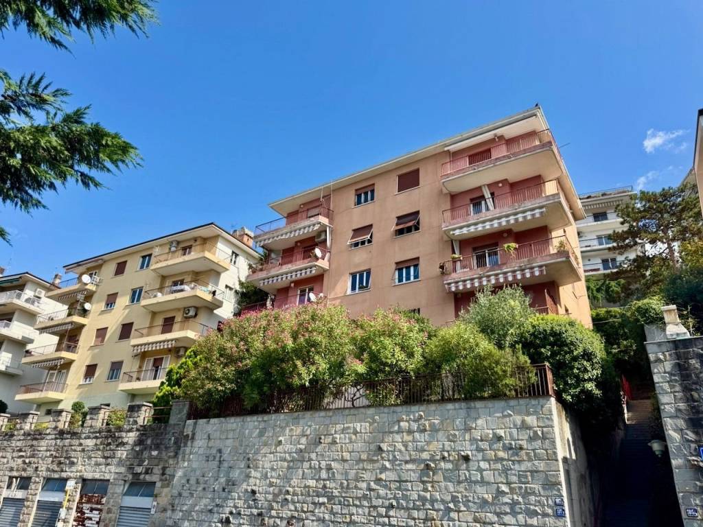 Appartamento a Trieste in Strada del Friuli - Foto 2