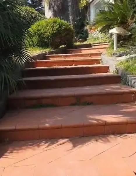 Villa a Ischia in Via Nuova dei Conti, 41 - Foto 2