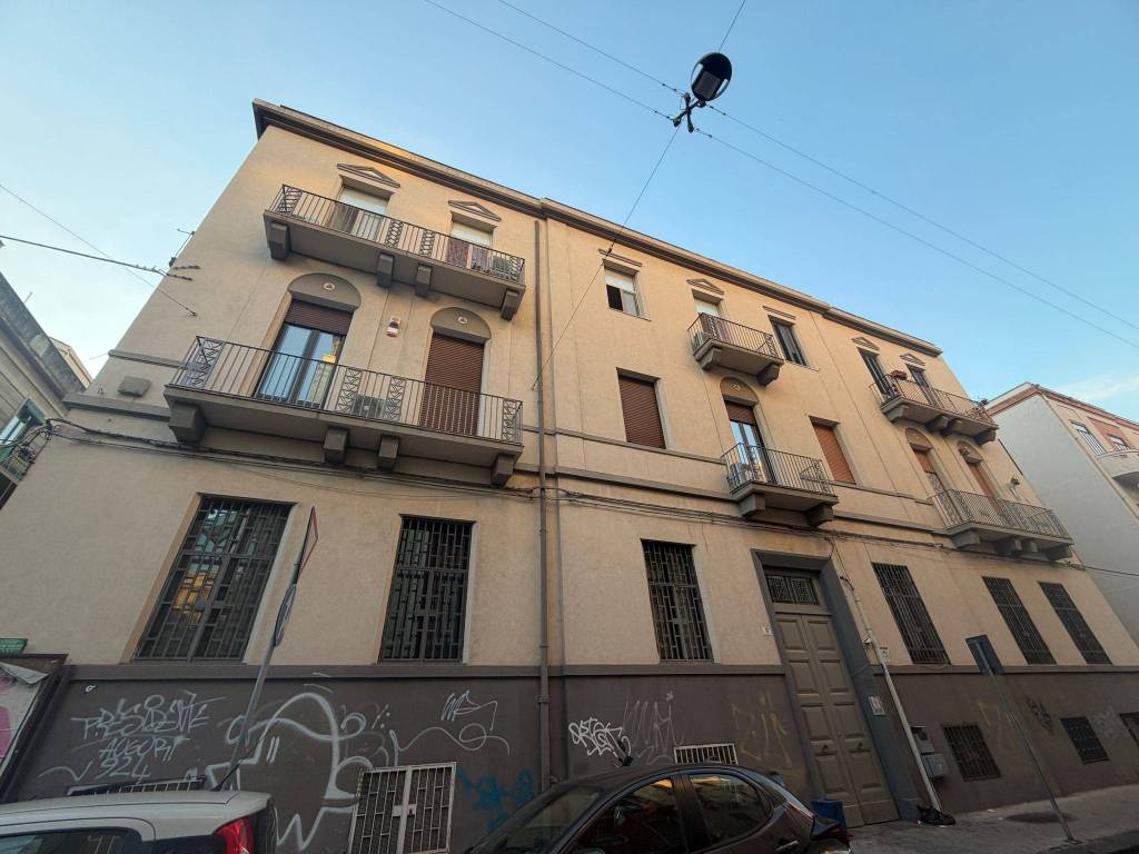 Appartamento a Catania in Via Macallè - Foto 2
