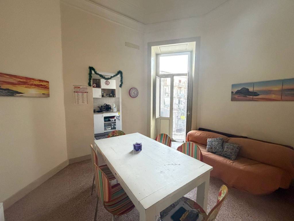 Appartamento a Catania in Via Macallè - Foto 4
