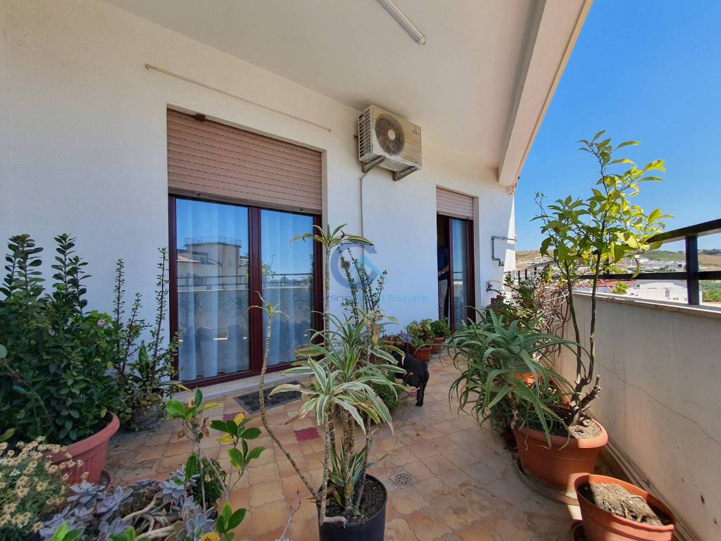 Appartamento a Catanzaro in Via Cagliari - Foto 2