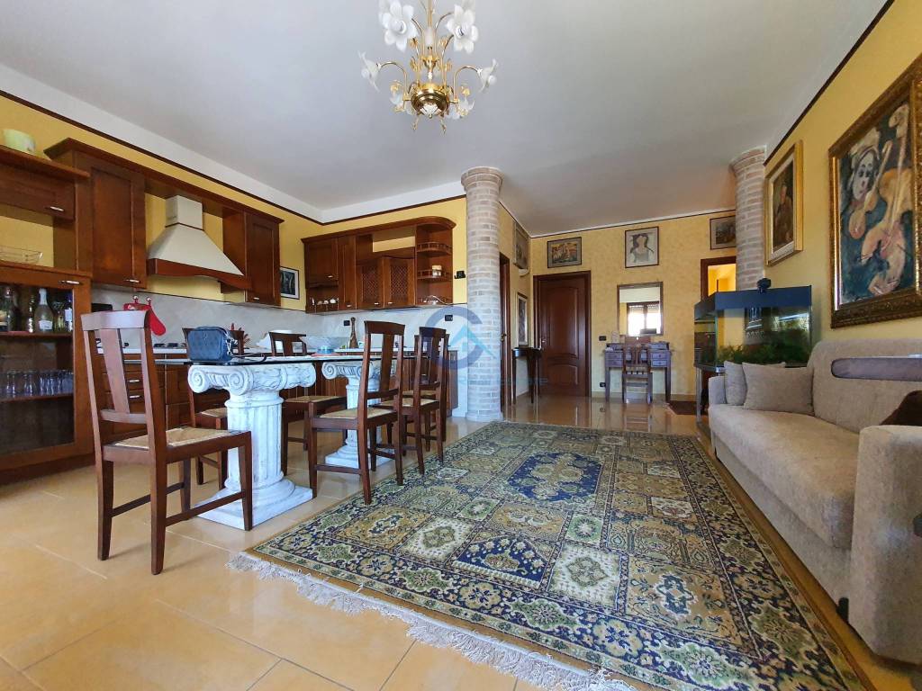Appartamento a Catanzaro in Via Cagliari - Foto 3