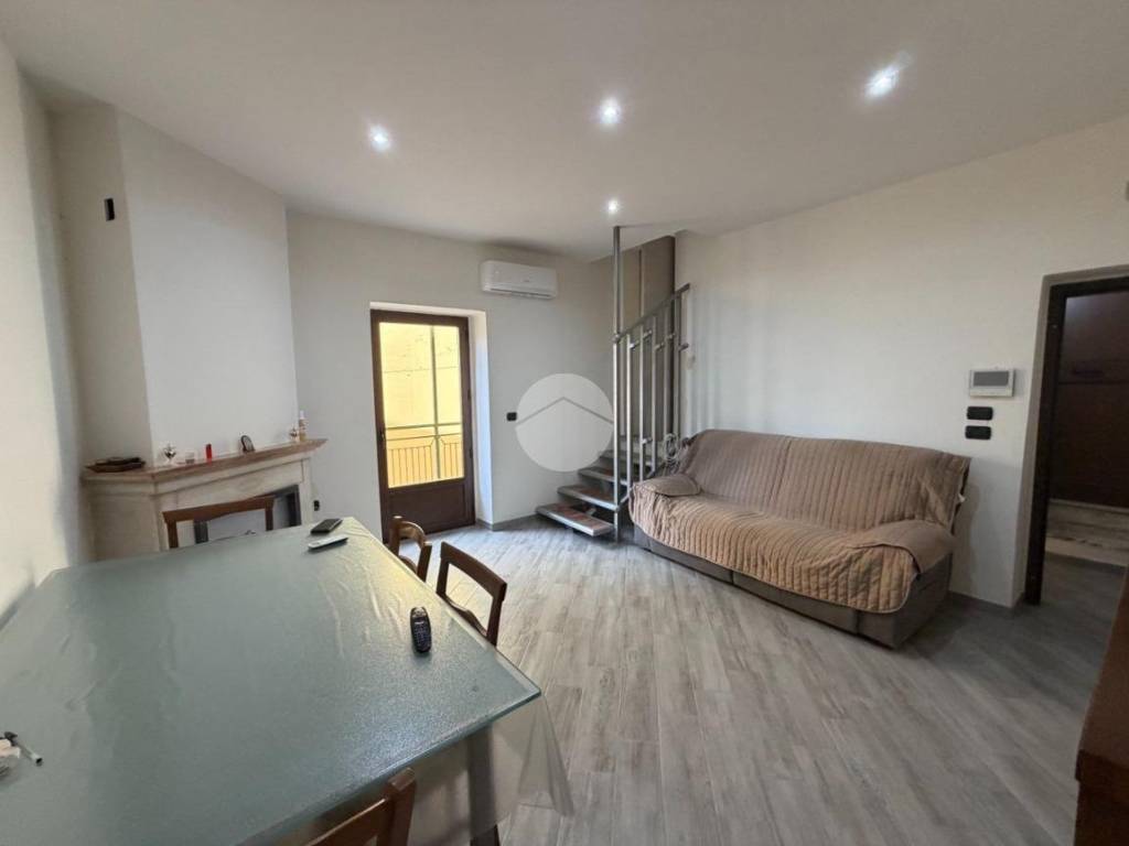 Casa indipendente a Montesarchio in Via elce, 26 - Foto 2