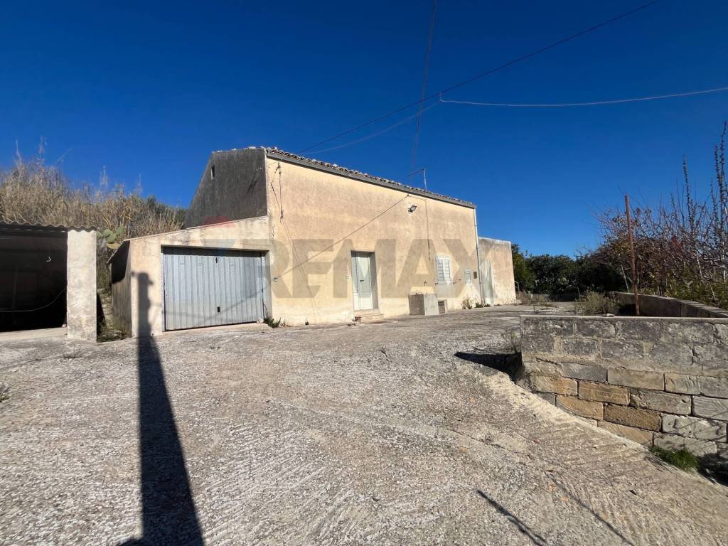Casa indipendente a Ragusa in contrada San Giacomo - Foto 4