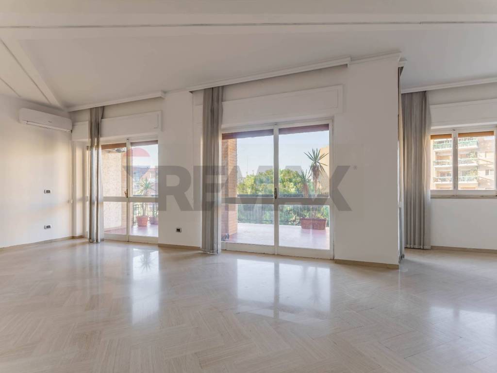 Appartamento a Bari in Via Cardinale Mimmi, 18 - Foto 3