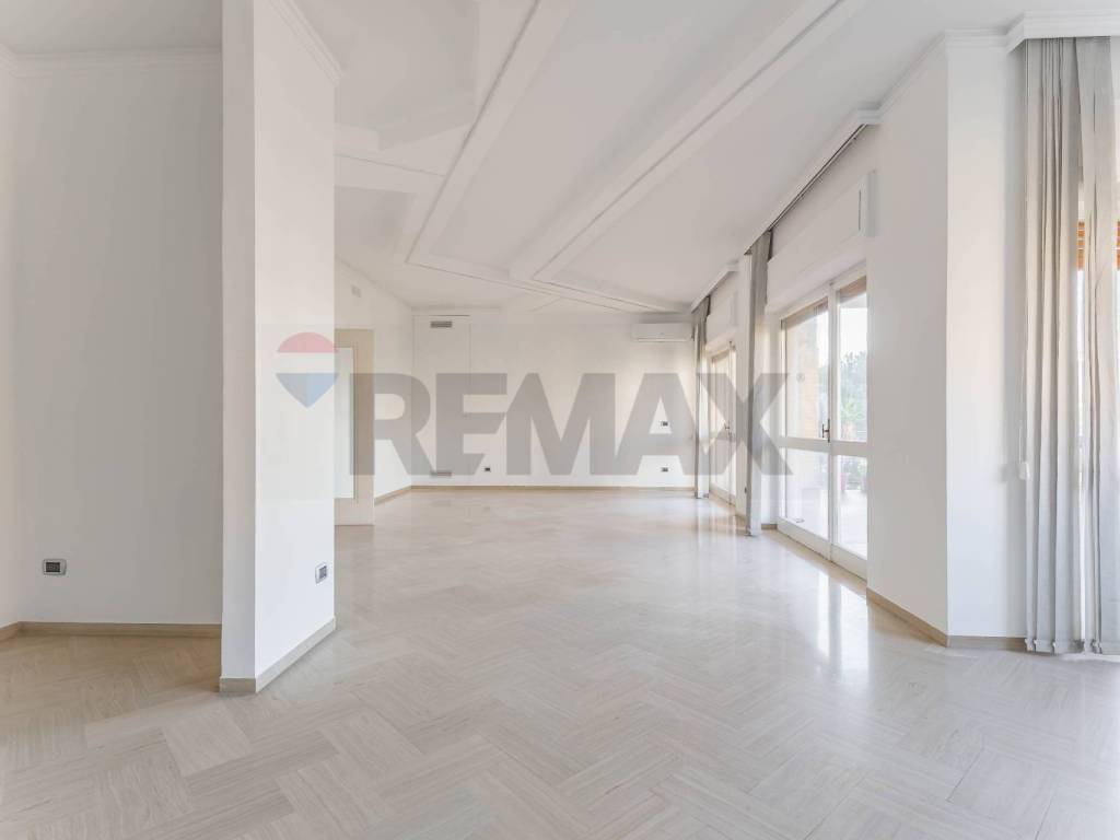 Appartamento a Bari in Via Cardinale Mimmi, 18 - Foto 4