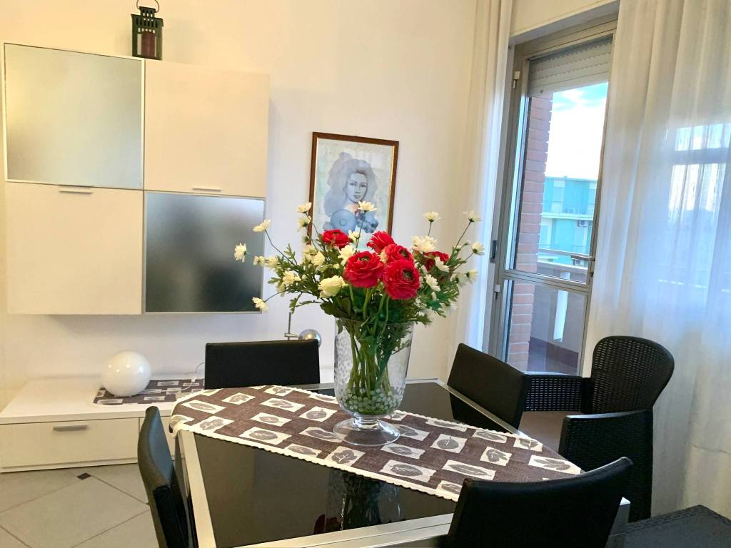 Appartamento a Rimini in Viale Regina Elena - Foto 2