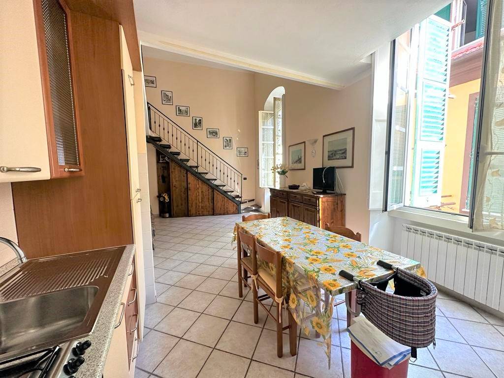 Appartamento a Albenga in Via Torlaro - Foto 4