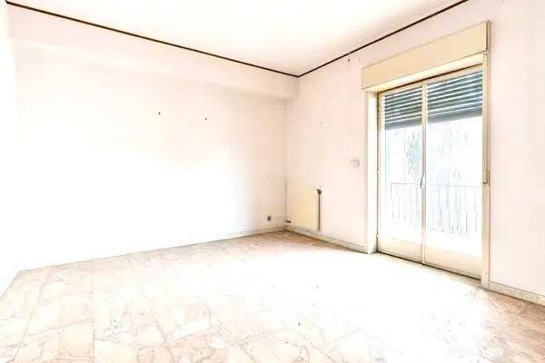 Appartamento a Giarre in Via Fratelli Cairoli - Foto 4