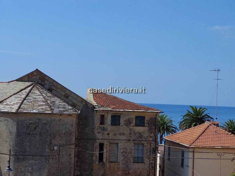 Appartamento a Finale ligure in Strada degli Ulivi - Foto 2