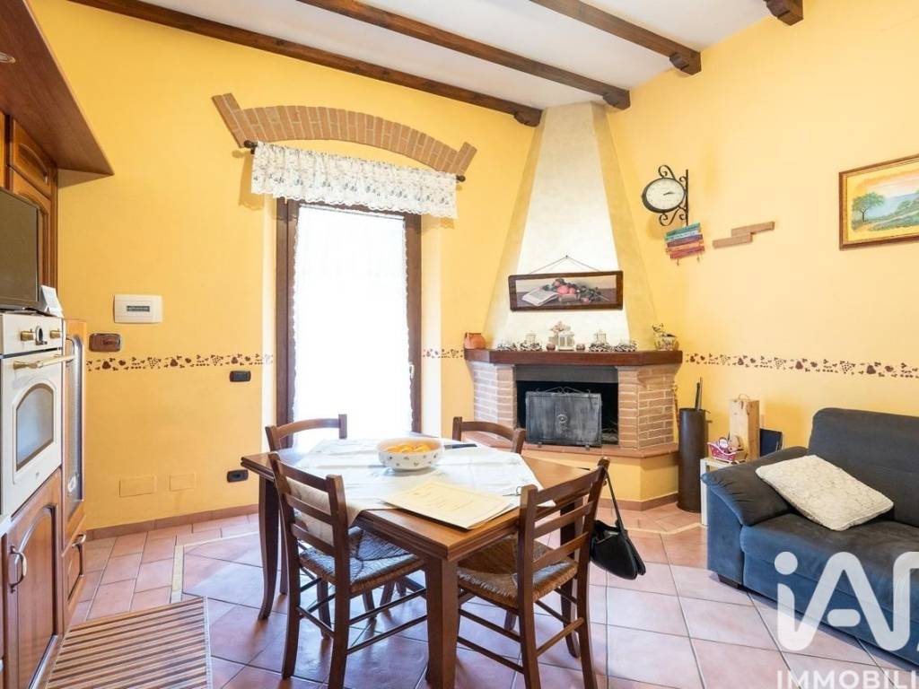 Casa indipendente a Campi bisenzio in Via dell'olmo - Foto 2