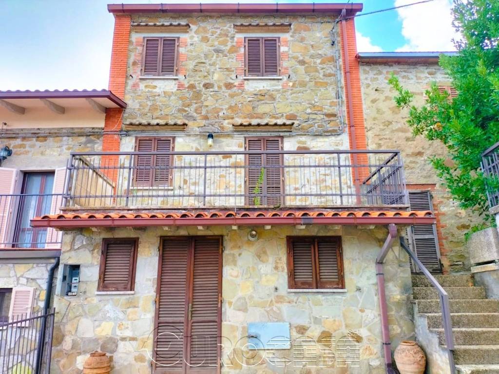 Appartamento a Passignano sul trasimeno in Strada Provinciale di Castel Rigone - Foto 3