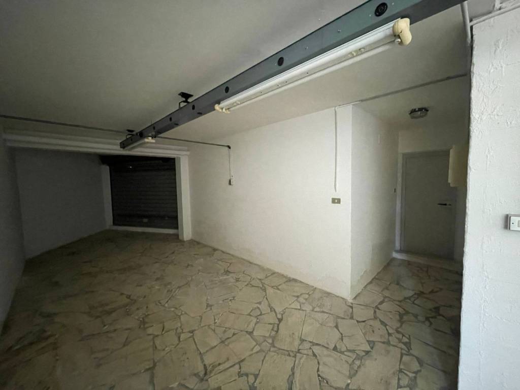Box / garage a Ascoli piceno - Foto 4