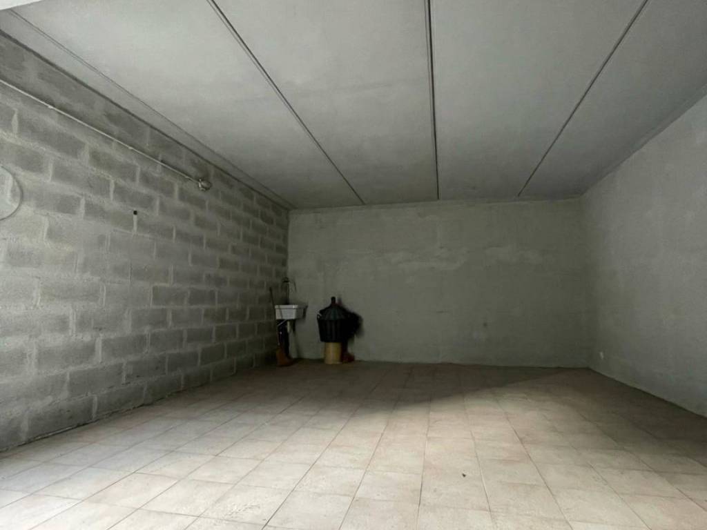 Box / garage a Ascoli piceno in viale marcello federici - Foto 2
