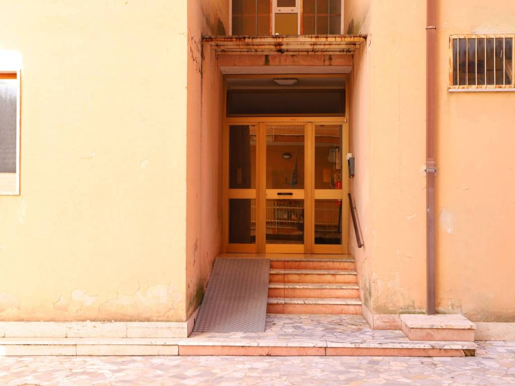 Appartamento a Maddaloni in Via Roma, 148 - Foto 2