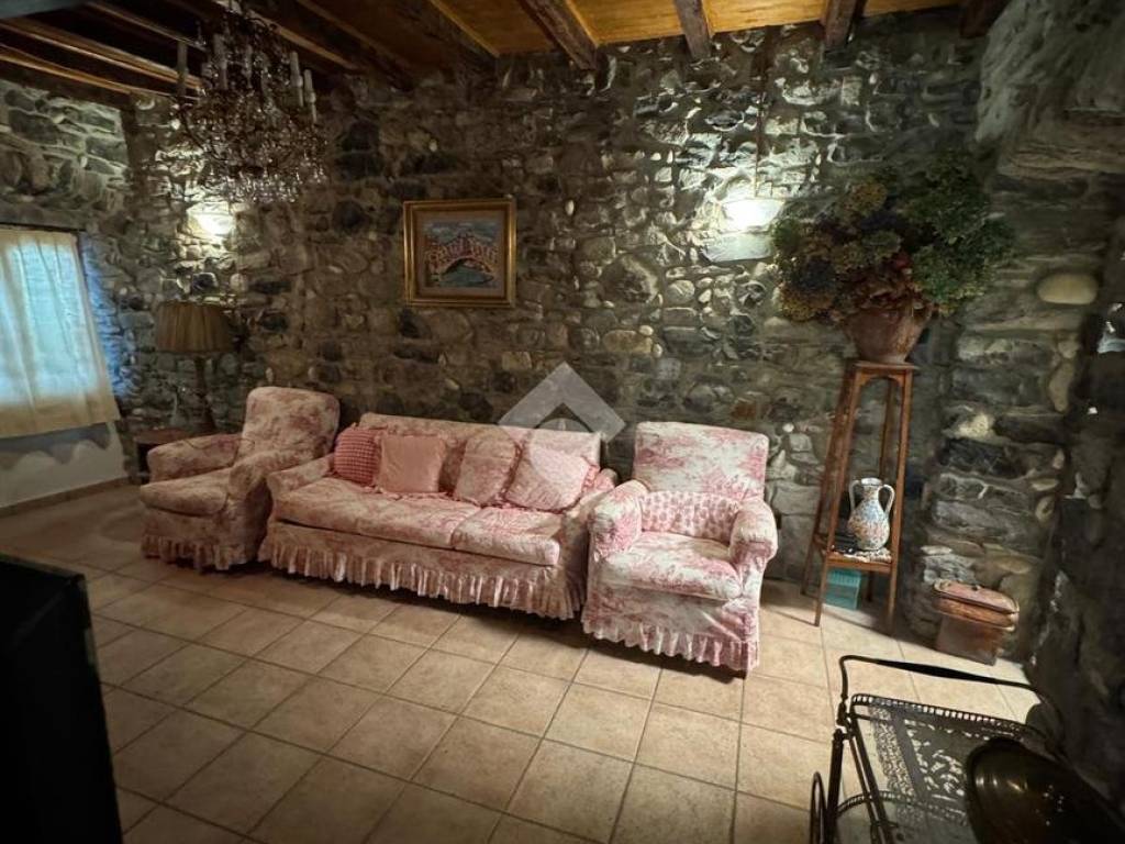 Appartamento a Centro valle intelvi in via San Fedele, 16 - Foto 4