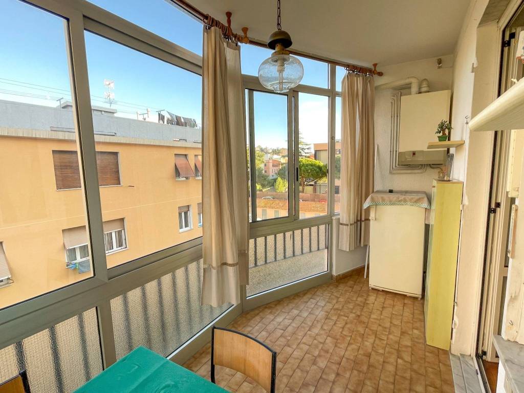Appartamento a Imperia in Via Giuseppe Giusti - Foto 4