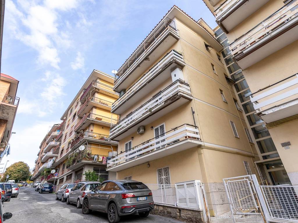 Appartamento a Ariccia in Via Barnaba Tortolini - Foto 2