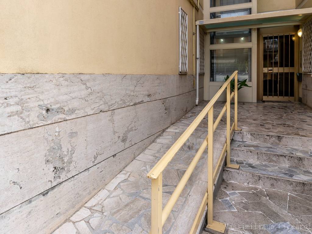 Appartamento a Ariccia in Via Barnaba Tortolini - Foto 4