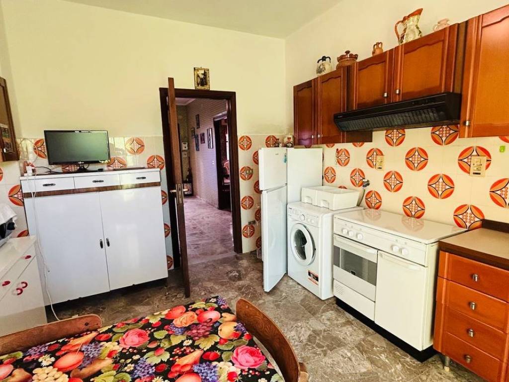 Casa indipendente a Lamezia terme in Viale Guglielmo Marconi Traversa 2 - Foto 3