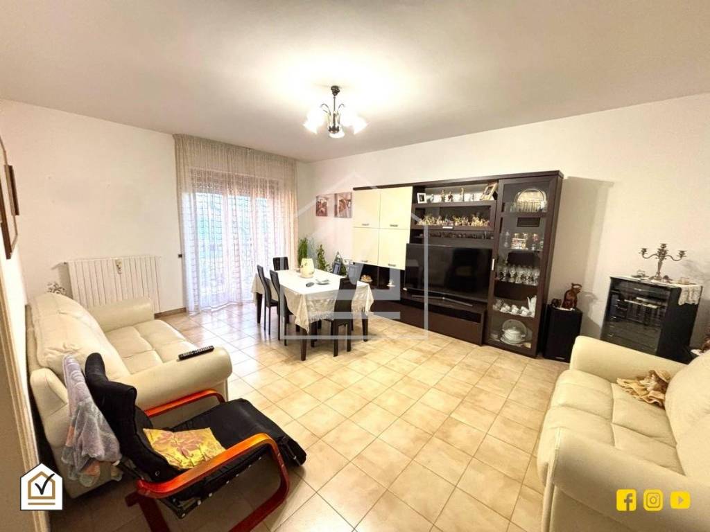 Appartamento a Noicattaro in Via Imbriani - Foto 5