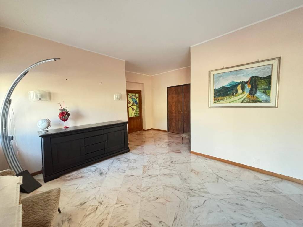 Appartamento a Messina in Strada Panoramica dello Stretto - Foto 3