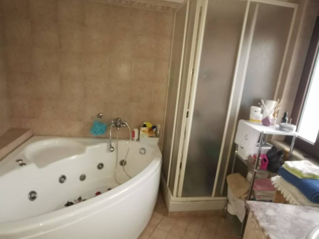 Appartamento a Catanzaro in Via dei Garofani - Foto 2