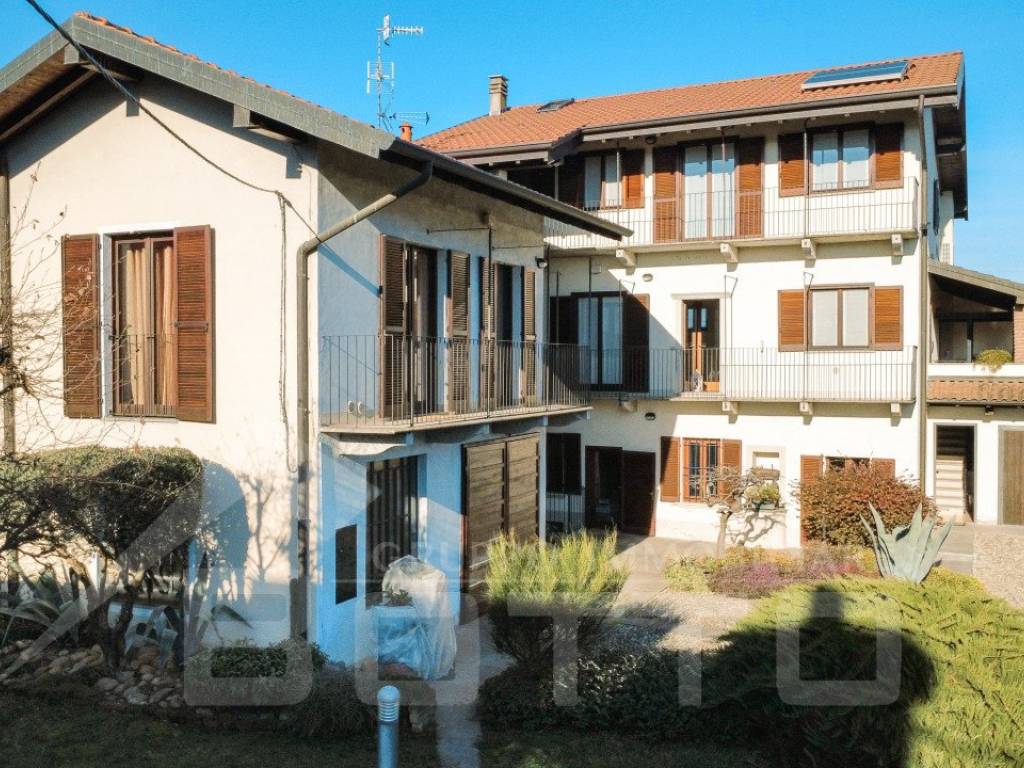 Villa a Marano ticino in Via Stazione n.16 - Foto 3