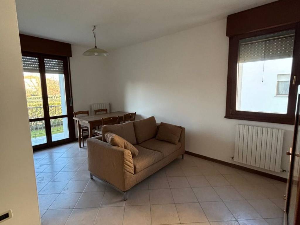 Appartamento a San felice sul panaro in Piazza Giacomo Matteotti - Foto 2