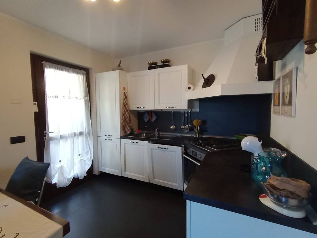 Palazzo / stabile a Torriglia in Località Laccio, 98 - Foto 5