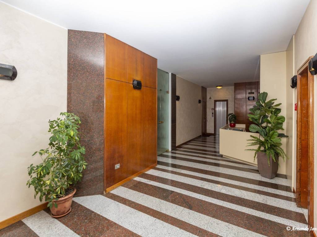 Appartamento a Saronno in Via Angelo Volonterio, 21 - Foto 5
