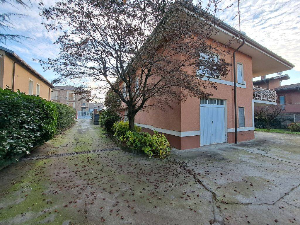 Villa a Vercelli in Via Assab, 50 - Foto 5