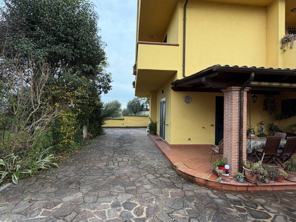 Villa a Torrice in Via Le Rave, 32 - Foto 2