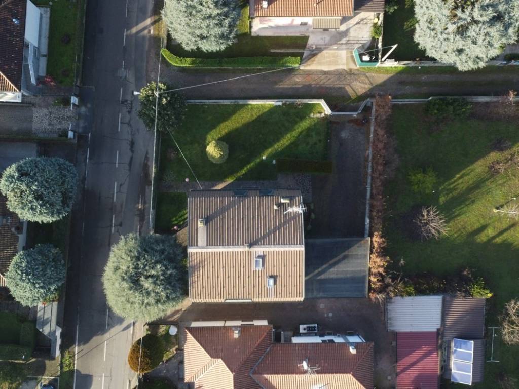 Villa a Saronno in via Boccaccio, 50 - Foto 4