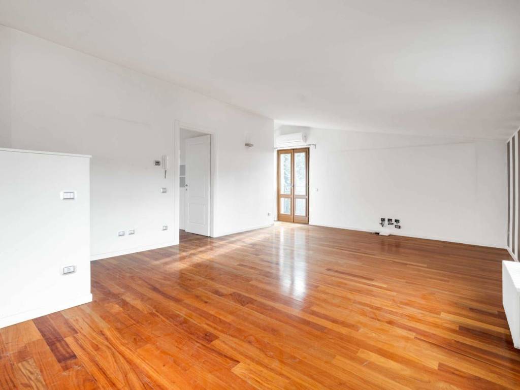 Villa a Saronno in via Boccaccio, 50 - Foto 5