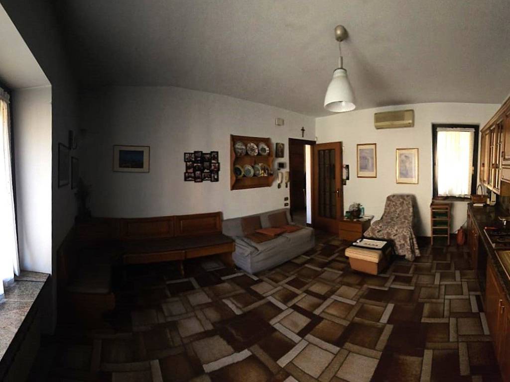 Villa a Gallarate in Via Francesco Baracca, 4 - Foto 4