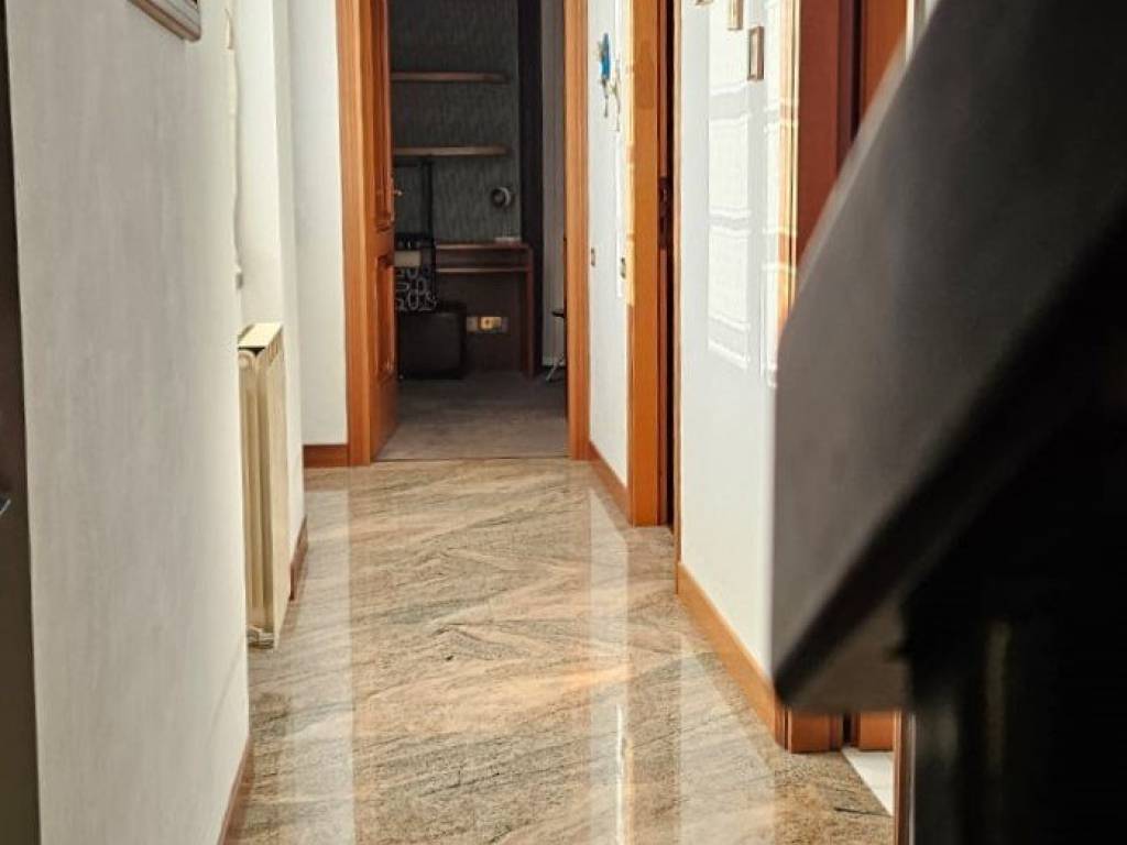 Villa a Gallarate in Via Francesco Baracca, 4 - Foto 5