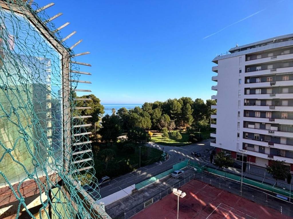 Appartamento a Montesilvano in Via Crati, 14 - Foto 2