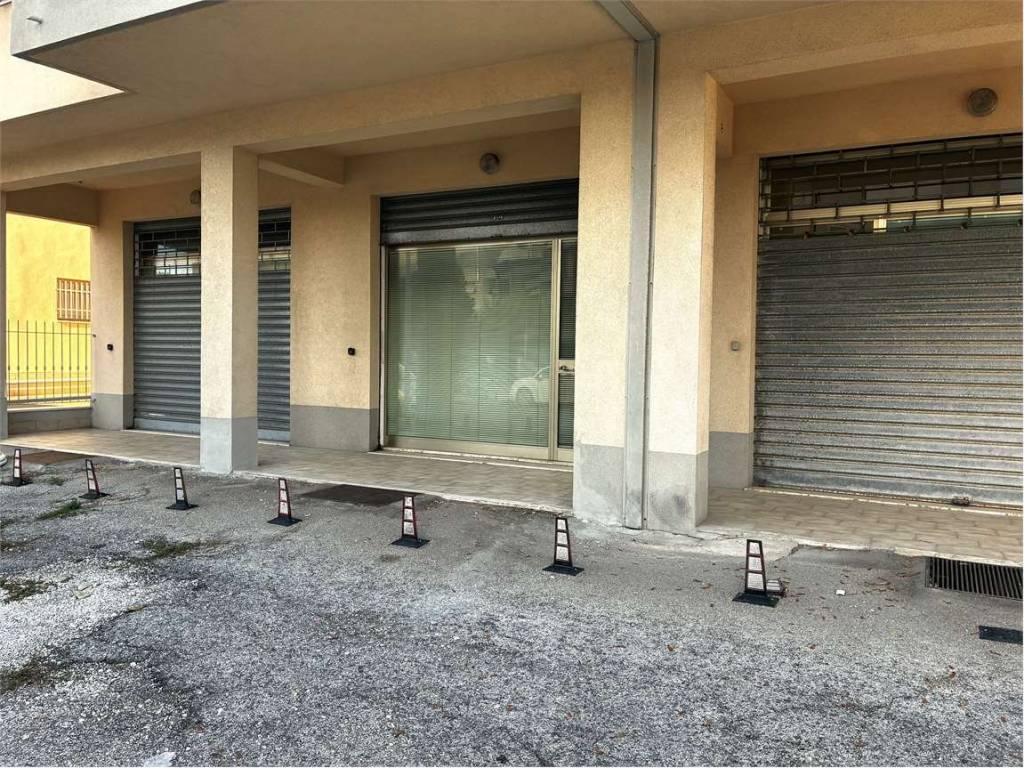 Immobile a Falconara marittima in Via Giuseppe Ungaretti, 3 - Foto 3
