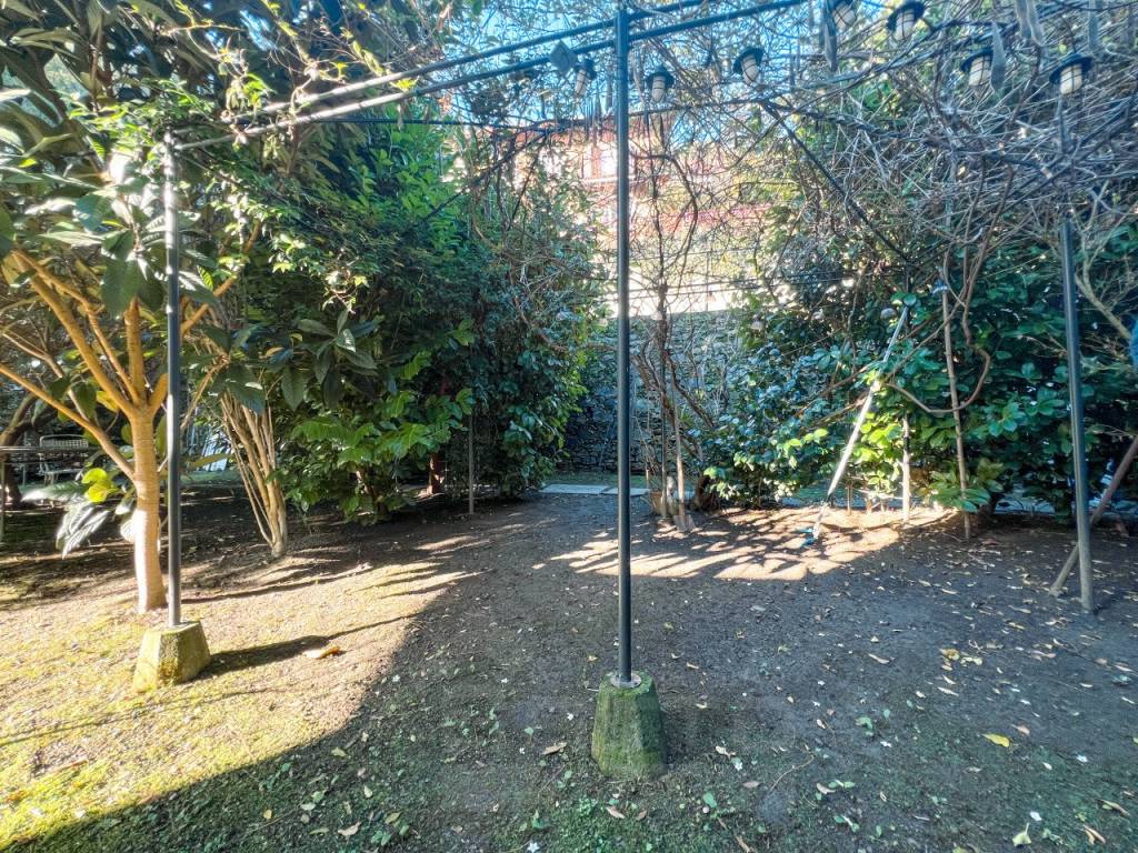 Appartamento a Lesa in Via alle Prive 9 - Foto 2