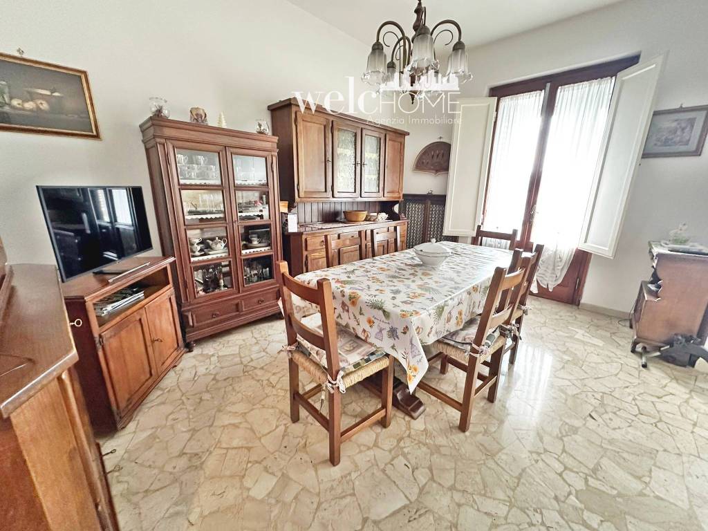 Appartamento a Campi bisenzio in Via Giosuè Carducci - Foto 5