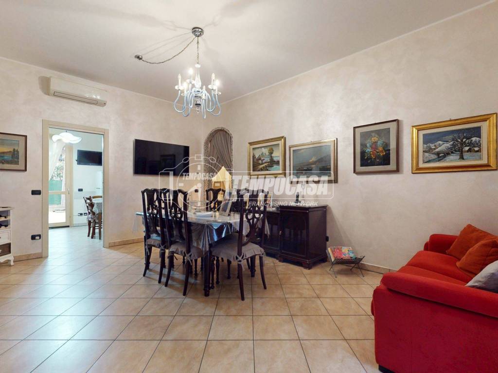 Appartamento a Carpi in Via Ludovico Antonio Muratori, 15 - Foto 2