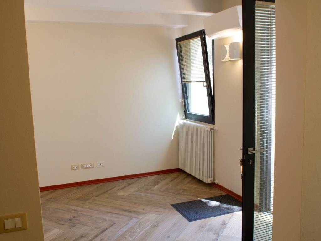 Casa indipendente a Ferrara in Via del Pavone, 19 - Foto 3