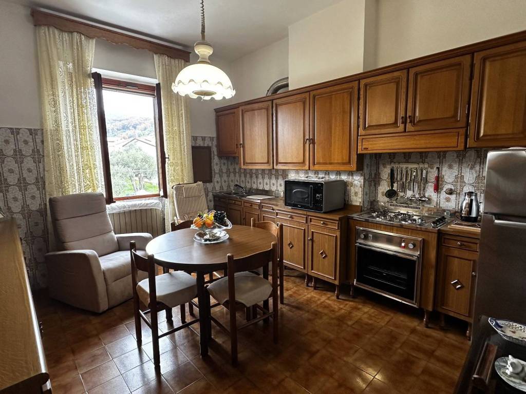 Appartamento a Santo stefano di magra in Via Irma Marchiani - Foto 2