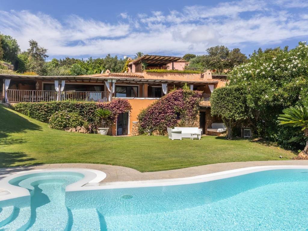 Villa a Arzachena in Via del Golf, 16 - Foto 3
