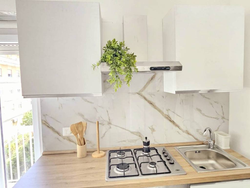 Appartamento a Terracina in Via Michele Roma - Foto 4