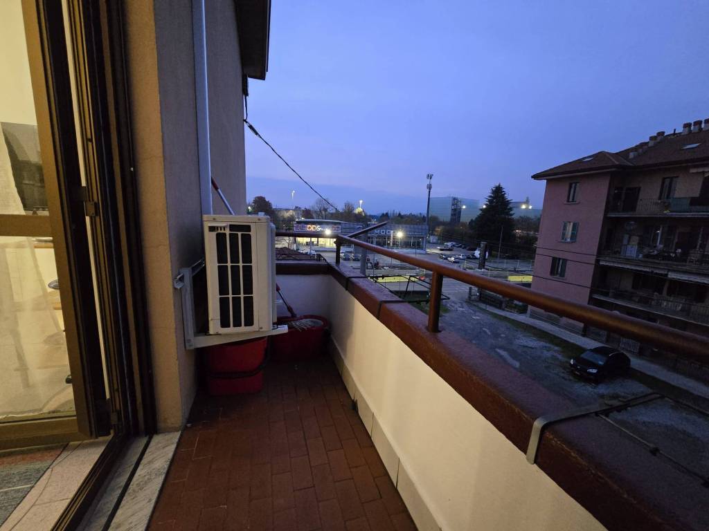 Appartamento a Bergamo in Via Alessandro Moscheni, 1 - Foto 2